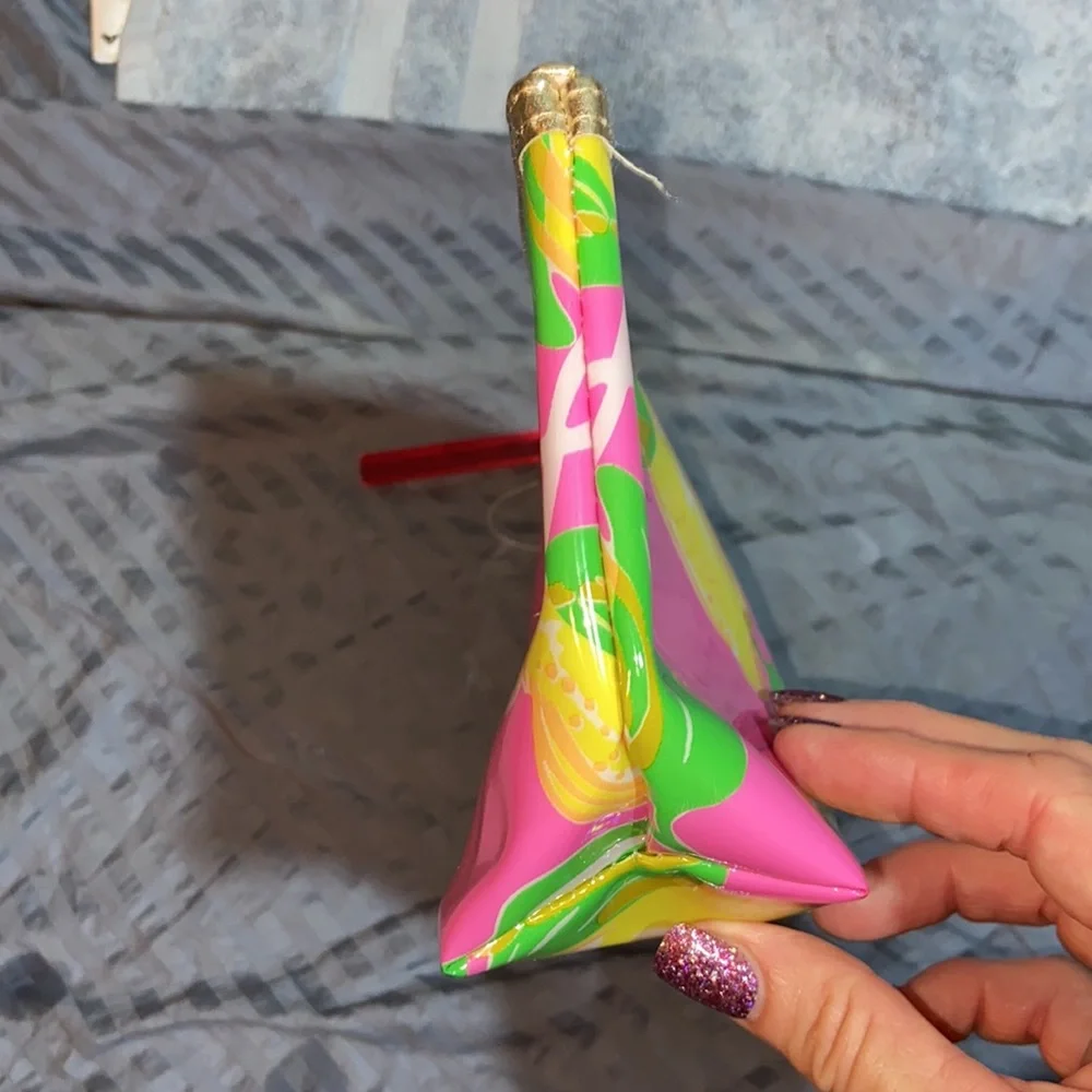 Lilly Pulitzer For Estee Lauder Lemon makeup bag